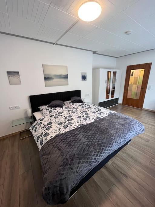 Modern Und Rustikal Mit Kamin Ferienwohnung Kohlert Bad Berleburg Eksteriør billede
